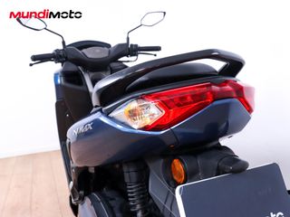YAMAHA NMAX