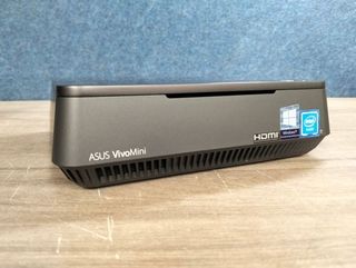 Mini PC ASUS VivoMini VM45 4/64GB SSD Win10