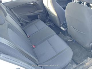 FIAT TIPO 1.3 Pop Business 70kW (95CV) Mjet 5P