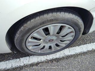 FIAT TIPO 1.3 Pop Business 70kW (95CV) Mjet 5P