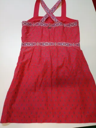 Vestido de tirantes rojo estampado
