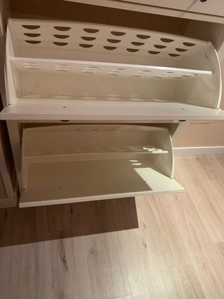Zapatero blanco de madera, 89x30x127