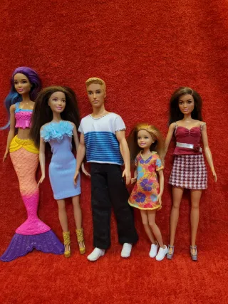 Lote de 5 barbies con defectos