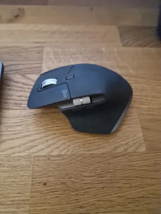 Logitech MX Master 3S Ratón + Teclado