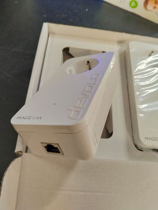 Devolo Magic 1 Wi-Fi Starter Kit Powerline
