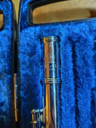 Flauta Travesera Yamaha con Estuche