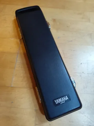 Flauta Travesera Yamaha con Estuche