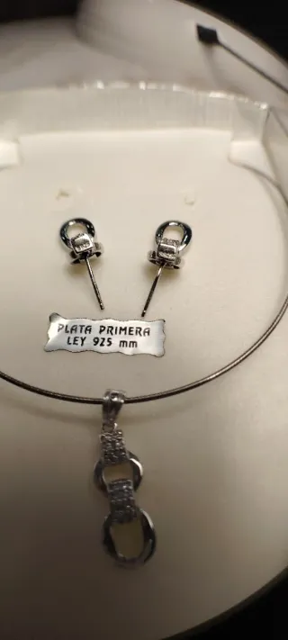 Conjunto Plata 925 Colgante y Pendientes