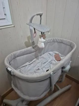 Cochecito, cuna y trona bebé