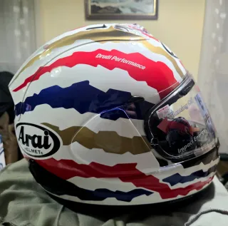 Casco Arai RX-7V Doohan