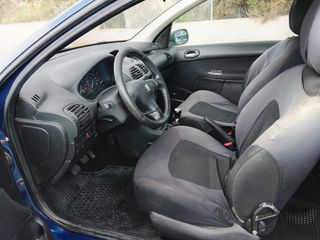 Peugeot 206 año 2001