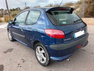 Peugeot 206 año 2001