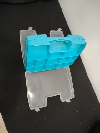 Caja organizadora con compartimentos