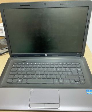 Portátil HP 650 Intel Core i3 (No enciende)