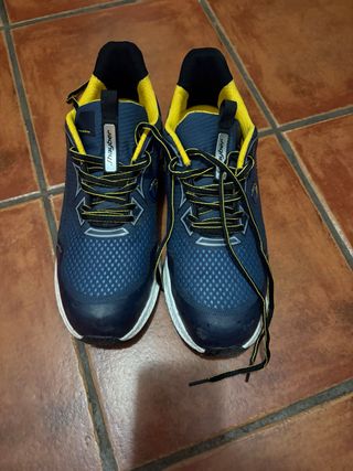 Zapatos de seguridad Jhayber azules y amarillos