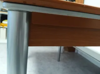 Mesa de cocina melamina y metal