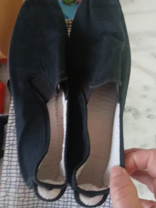 Zapatillas negras elásticas talla 43