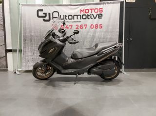 Zontes E368 Maxi Scooter Automática