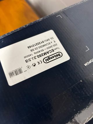 Cafetera DeLonghi Magnifica S Smart ECAM250.23.SB