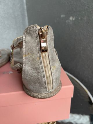 Sandalias  con pedrería alma en pena