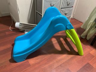 Tobogán infantil azul y verde