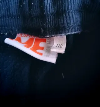 Lote 2 pantalones deportivos niño T7-8