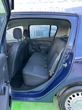 Dacia Sandero Base 1.2 75cv