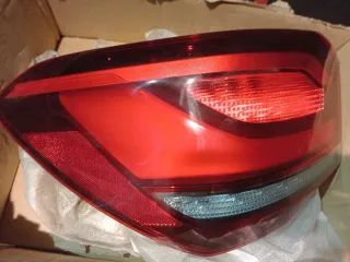 Faro trasero izquierdo BMW OEM