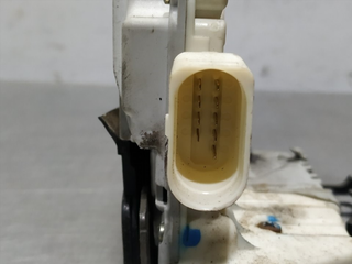 CERRADURA PUERTA DELANTERA IZQUIERDA AUDI A4 BERL