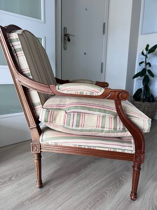 Sillón o butaca de madera para retapizar
