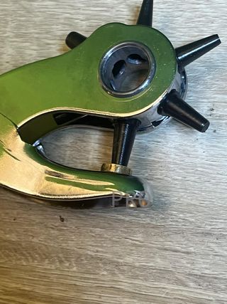 Juego de perforadora de cuero Amazon Basics