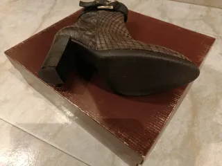 Botines Isla Bonita Piel Serpiente calzado español