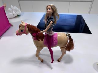 Barbie y caballo