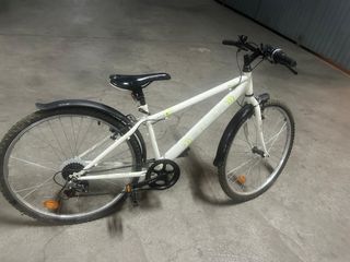 2 bicicletas de montaña pequeñas...