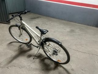 2 bicicletas de montaña pequeñas...