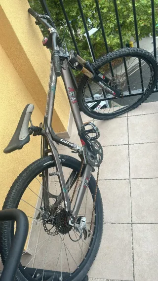 Bicicleta de montaña , no mareantes