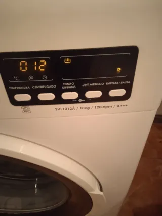 Lavadora Svan Carga Frontal Blanca