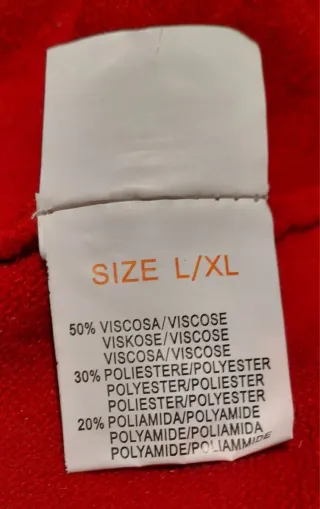 Chaqueta-jersey rojo de punto con bufanda a juego
