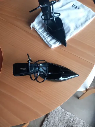 Zapatos de tacón negros