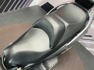 Suzuki Burgman 400 ABS Gris