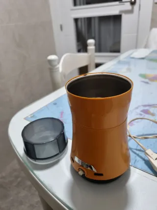 Molinillo de café Moulinex naranja