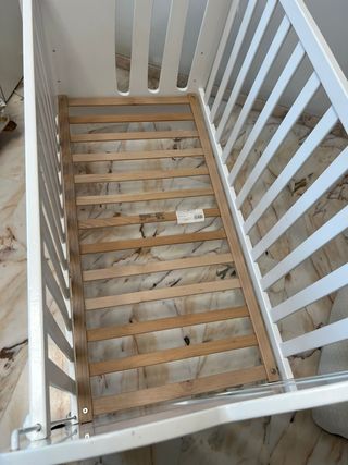 Cunas gemelares separables, colchones y cambiador