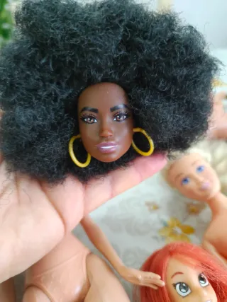 Barbie e cloni, pezzi di ricambio