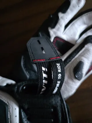 Guantes de Moto Revitt Cayene 2. No se han usado.