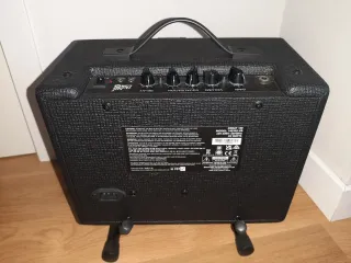 Guitarra Eléctrica Aria Pro II STG y amplificador