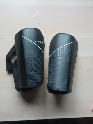 Espinilleras Fútbol Kipsta Negras