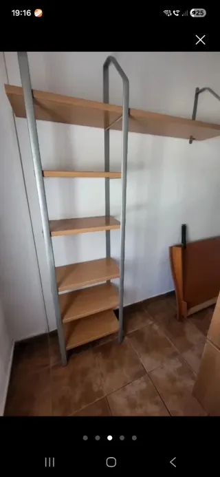 Estantería juvenil madera y metal