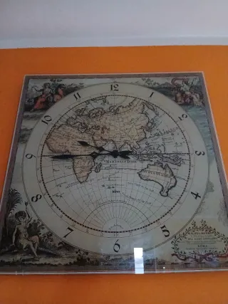 Orologio da parete in vetro 60x60 cm.