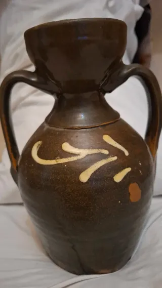 Botijo de cerámica con asas