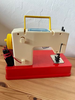 Máquina de coser Roman retro años 90